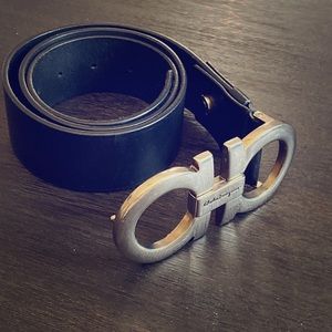Authentic Salvatore Ferragamo belt. Size 34